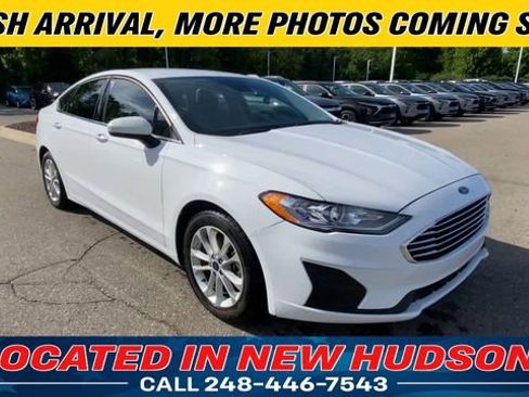 Used 2020 Ford Fusion SE FWD image 4