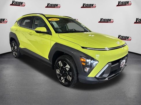Used 2024 Hyundai Kona SEL AWD/4WD image 3