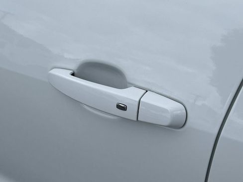 Used 2022 Chevrolet Blazer LT FWD image 20