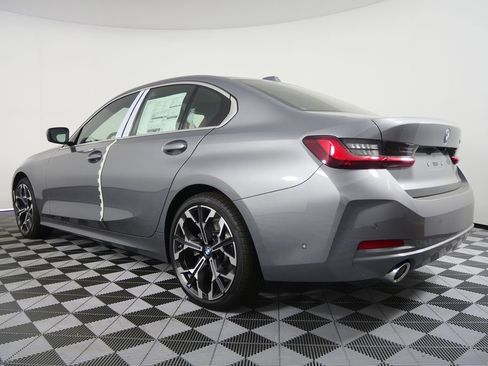 New 2026 BMW 330i Sedan w/ Premium Package image 5