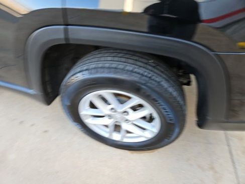 Used 2023 Jeep Grand Cherokee L Laredo image 11