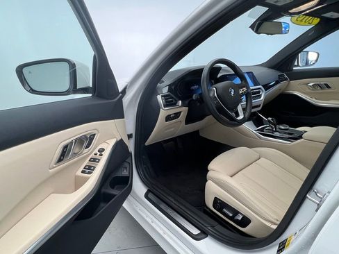 Used 2019 BMW 330i xDrive Sedan w/ Convenience Package image 22