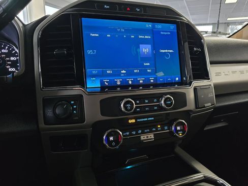 Used 2022 Ford F250 Lariat AWD/4WD image 25