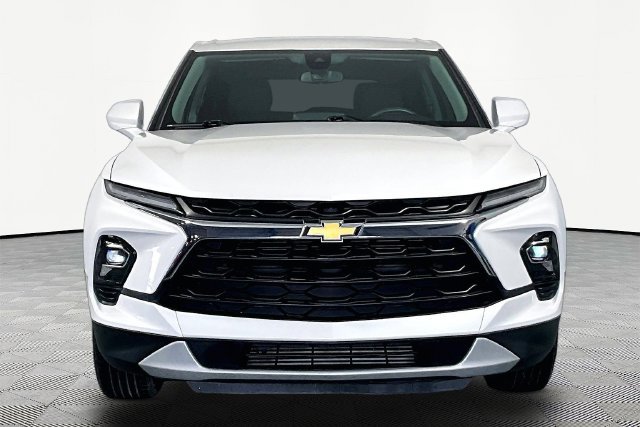 Used 2023 Chevrolet Blazer LT FWD image 4