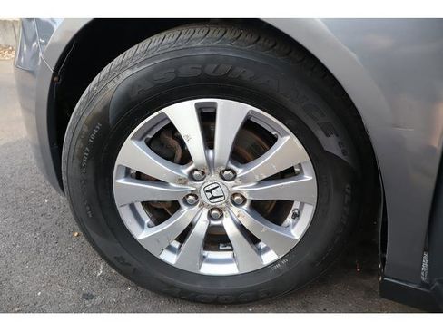 Used 2014 Honda Odyssey EX-L image 16