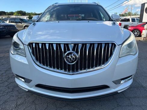 Used 2017 Buick Enclave Leather FWD image 4