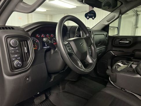 Certified 2022 Chevrolet Silverado 1500 Custom Trail Boss w/ Midnight Edition AWD/4WD image 10