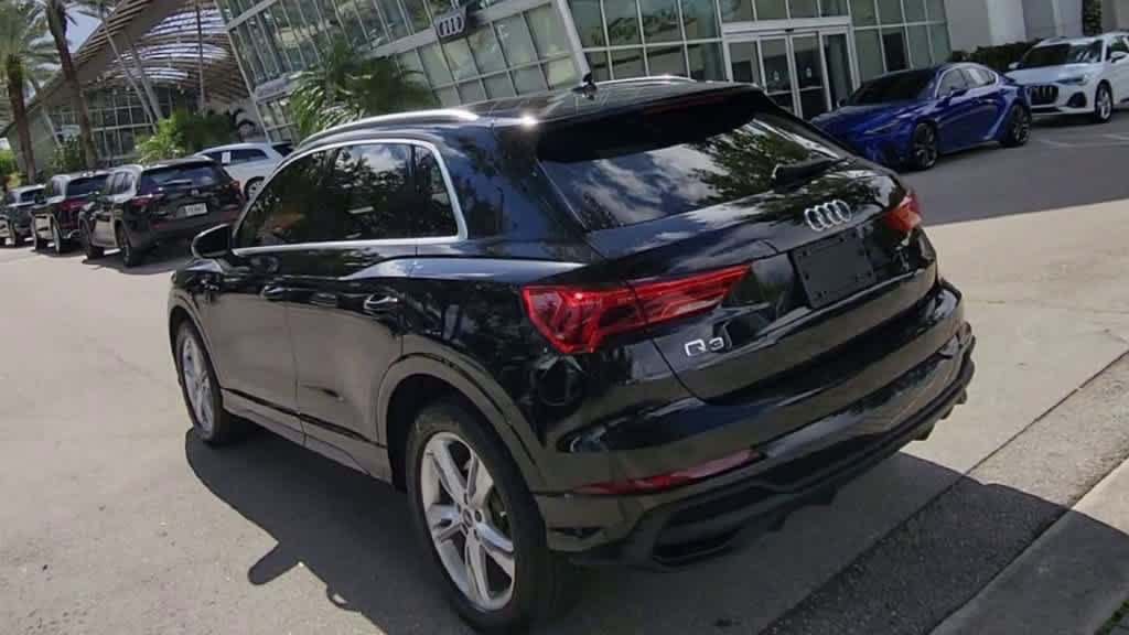 Certified 2023 Audi Q3 2.0T Premium w/ Convenience Package AWD/4WD image 6
