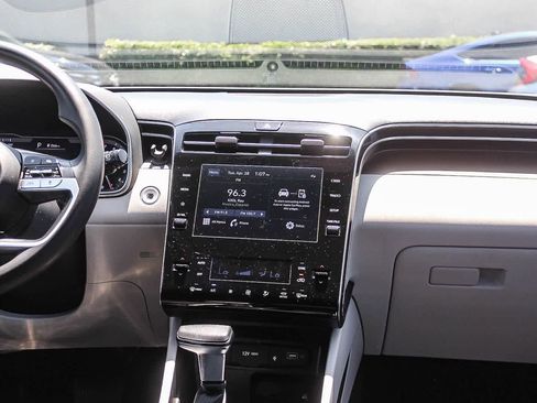Used 2024 Hyundai Tucson SEL FWD image 17