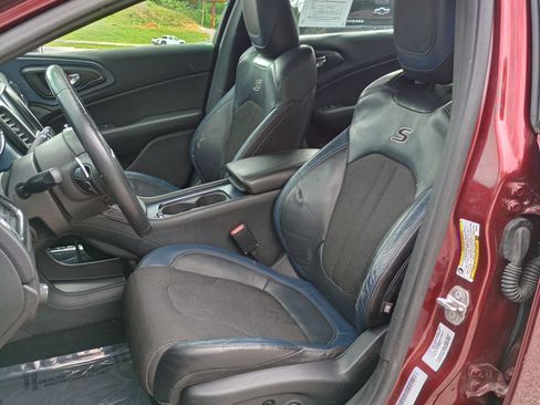 Used 2015 Chrysler 200 S w/ Navigation & Sound Group I FWD image 15