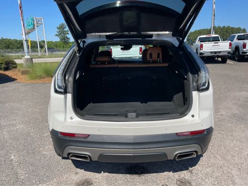 Used 2023 Cadillac XT4 Premium Luxury w/ Driver Assist Package AWD/4WD image 22