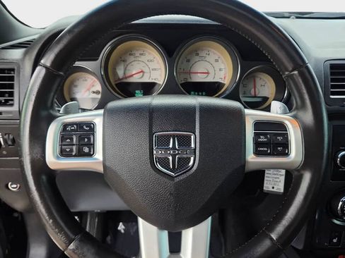 Used 2013 Dodge Challenger SXT Plus RWD image 8