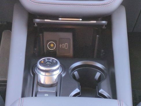 New 2025 Ford Explorer Active image 19