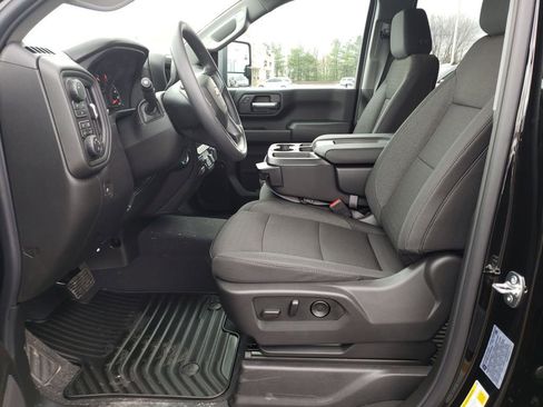 New 2026 Chevrolet Silverado 2500 Custom w/ Custom Value Package AWD/4WD image 9
