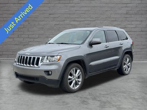 Used 2013 Jeep Grand Cherokee Laredo AWD/4WD image 1