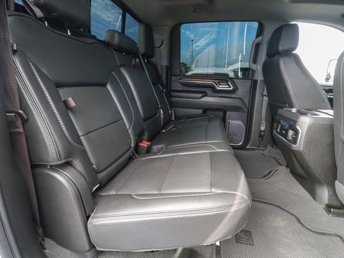 Used 2024 GMC Sierra 3500 Denali w/ Denali Reserve Package image 25