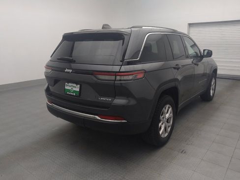 Used 2022 Jeep Grand Cherokee Limited w/ Trailer Tow Prep Group (B) RWD image 9