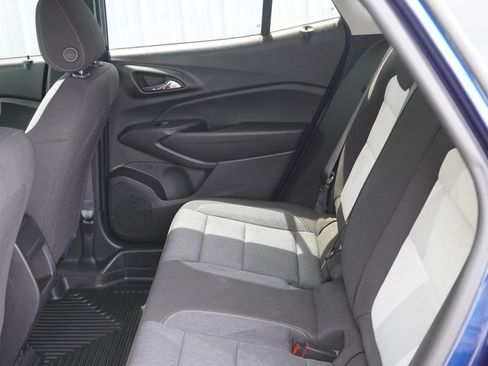 Used 2024 Chevrolet Trax LS w/ LS Convenience Package FWD image 24