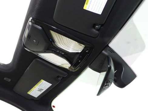 Used 2023 BMW i4 eDrive35 w/ Premium Package RWD image 17
