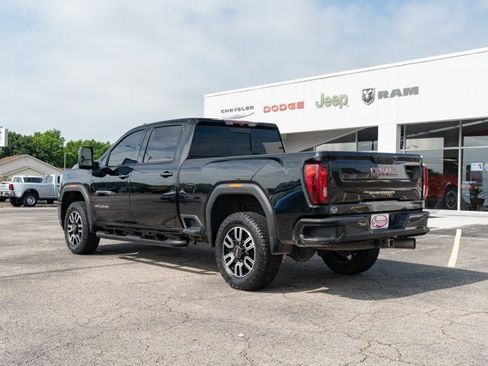 Used 2022 GMC Sierra 2500 AT4 w/ AT4 Preferred Package AWD/4WD image 3