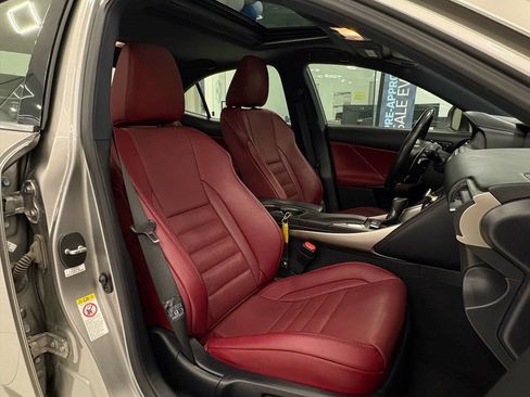 Used 2018 Lexus IS 300 F Sport image 23