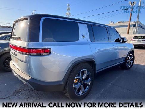 Used 2023 Rivian R1S Adventure AWD/4WD image 5