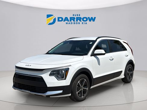 Certified 2025 Kia Niro LX FWD image 1