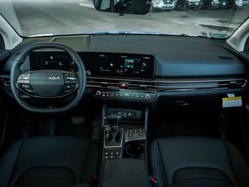 New 2026 Kia Sportage SX image 14