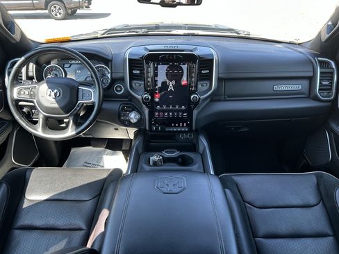 Used 2020 RAM 1500 Laramie AWD/4WD image 18