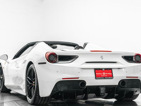 Used 2018 Ferrari 488 Spider RWD image 7