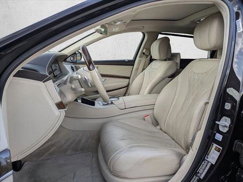 Used 2016 Mercedes-Benz Maybach S 600 image 21