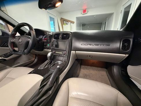 Used 2010 Chevrolet Corvette Grand Sport w/ Preferred Equipment Group image 28