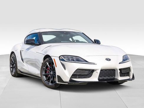 Used 2024 Toyota Supra image 2