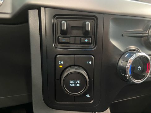 Used 2022 Ford F150 XLT w/ Equipment Group 302A High image 40