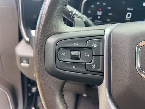 Used 2022 GMC Sierra 1500 SLT w/ SLT Premium Plus Package AWD/4WD image 11