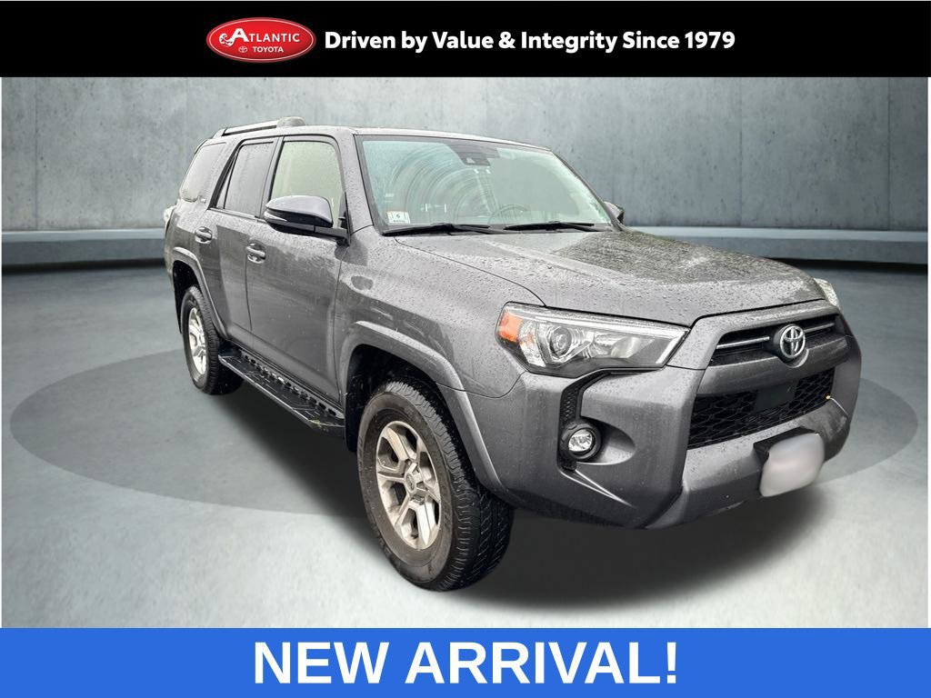 Used 2023 Toyota 4Runner SR5 Premium w/ Moonroof Package AWD/4WD image 1