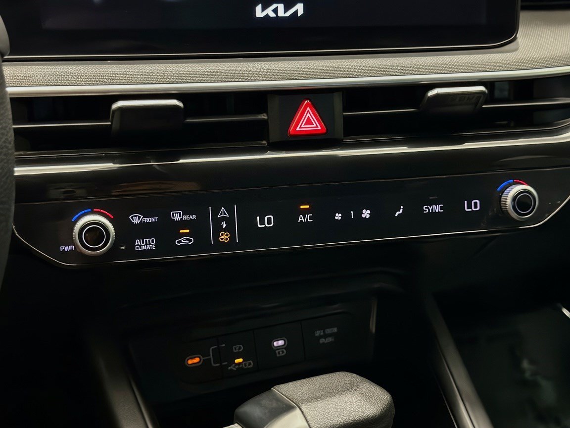 Used 2025 Kia K5 LXS FWD image 10