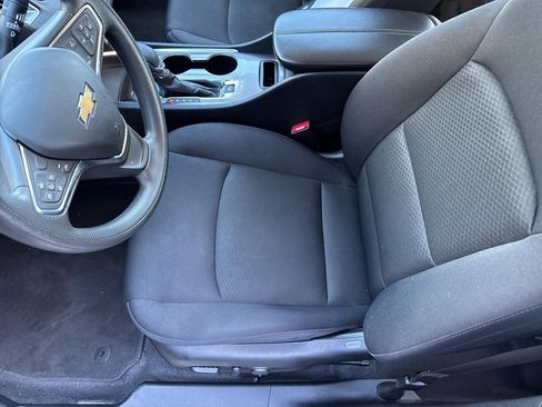 Used 2024 Chevrolet Malibu LT image 10