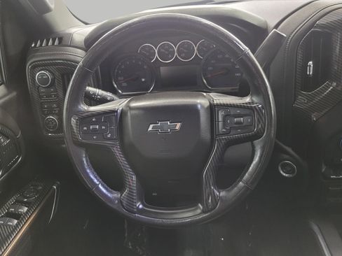 Used 2020 Chevrolet Silverado 1500 LT Trail Boss AWD/4WD image 5