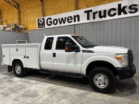 Used 2016 Ford F350 XL w/ Power Equipment Group AWD/4WD image 3