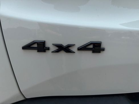 Used 2023 Jeep Renegade Altitude AWD/4WD image 33