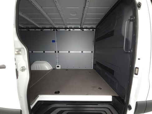 Used 2026 Mercedes-Benz Sprinter 2500 image 26