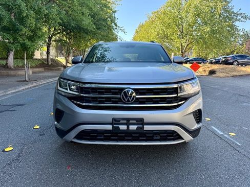 Used 2020 Volkswagen Atlas Cross Sport SE AWD/4WD image 3