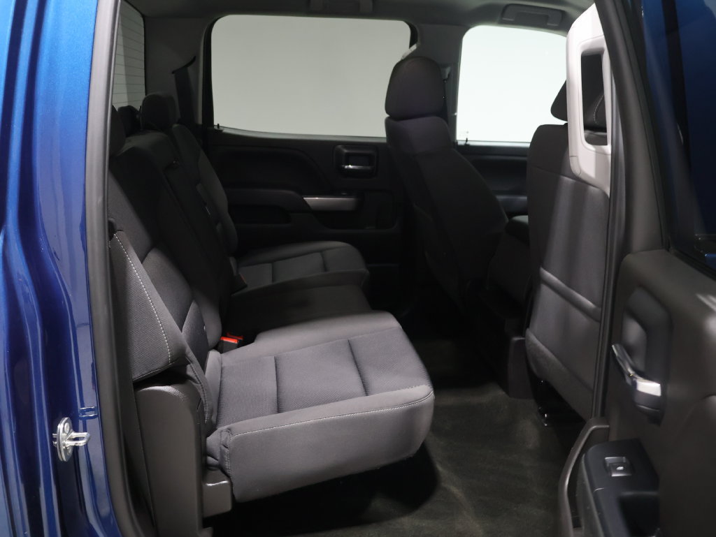 Used 2018 Chevrolet Silverado 1500 LT w/ LT Eassist Package AWD/4WD image 19