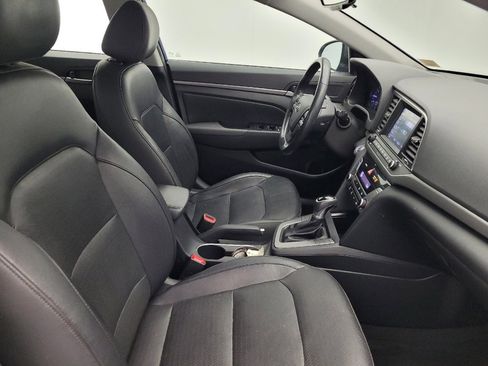 Used 2017 Hyundai Elantra Limited FWD image 21