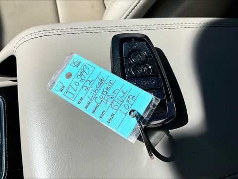 Used 2022 Lincoln Corsair AWD w/ Premium Package image 10