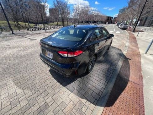 Used 2021 Toyota Corolla SE image 4