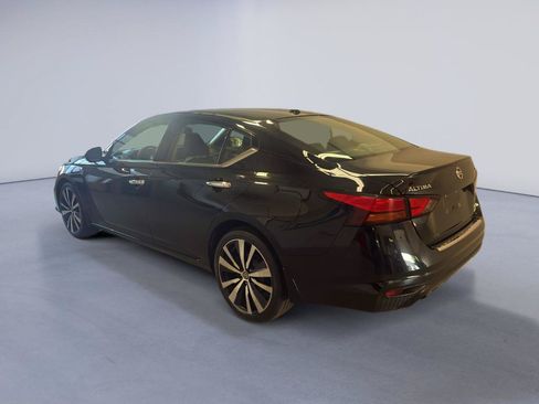Used 2021 Nissan Altima 2.5 Platinum AWD/4WD image 5