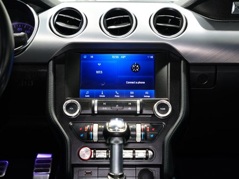 Used 2022 Ford Mustang Premium image 12