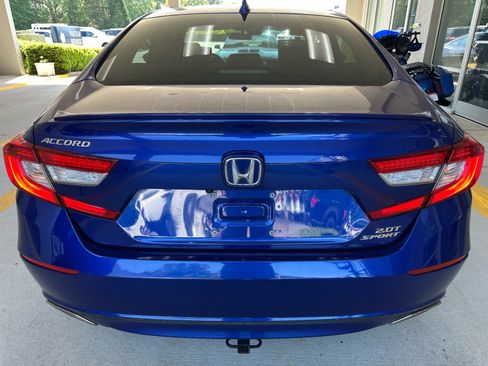 Used 2019 Honda Accord Sport image 10